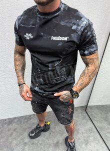 Мъжка черна тениска с ефектен дизайн и надпис "FREEDOM" T360-1