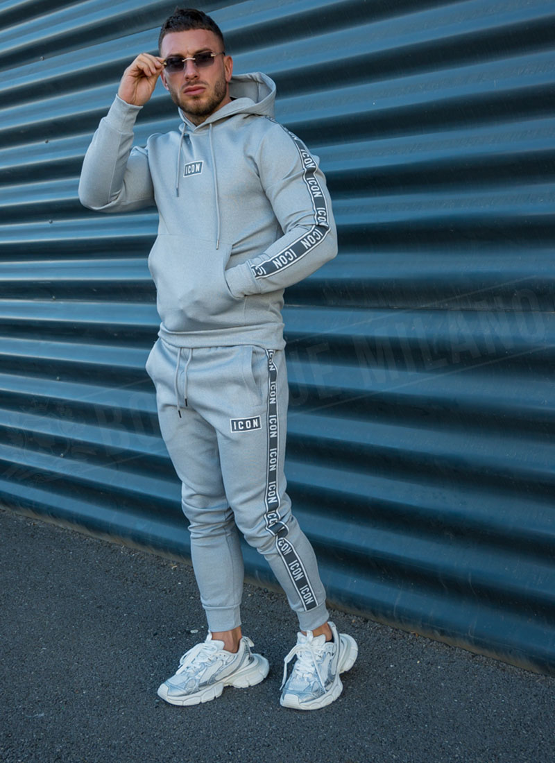 Мъжки спортен екип в сиво с качулка и брандирани надписи L1493-3