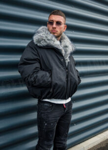 Мъжко черно зимно яке с богата пухена яка "LUX FUR BOMBER" K20154-1