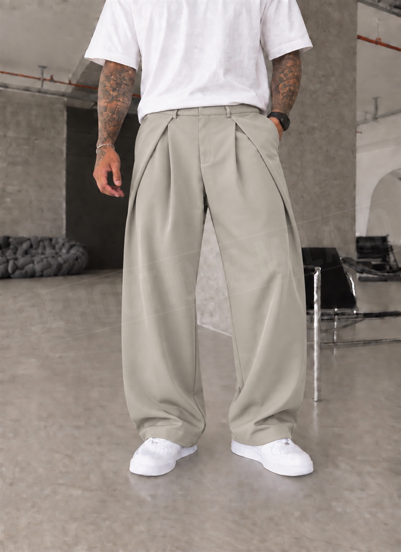 Мъжки широк панталон с дълбоки басти "OVERSIZED PLEATED TROUSERS" в бежов цвят P2690-5
