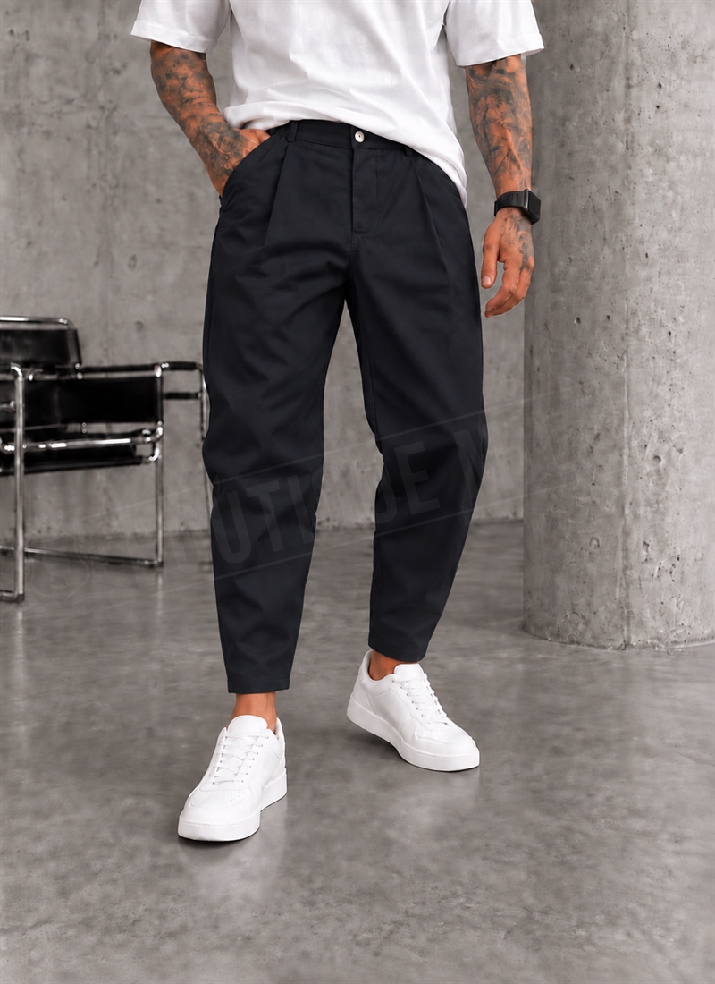 Мъжки спортно-елегантен панталон в черен цвят "SMART BLACK PLEATED" P19212-1