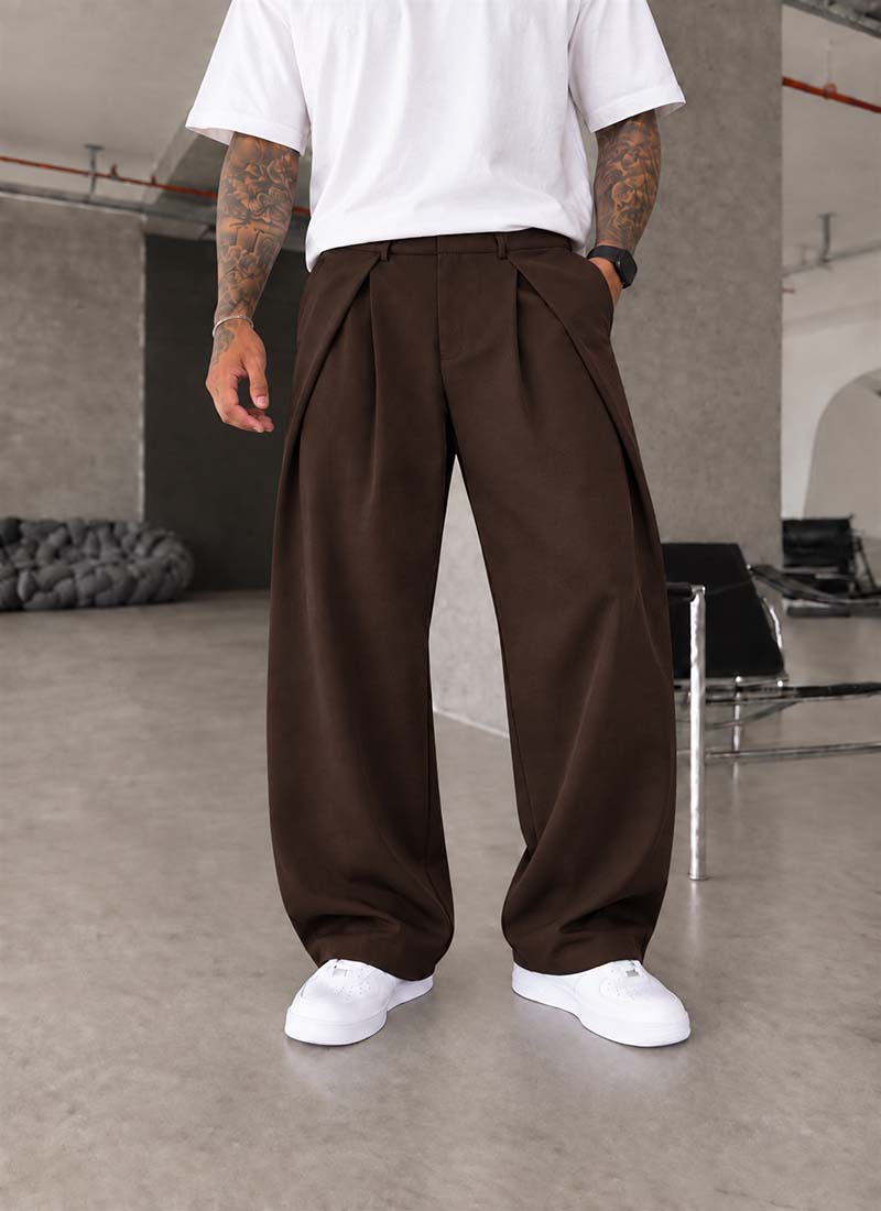Мъжки широк панталон с дълбоки басти "OVERSIZED PLEATED TROUSERS" в кафяв цвят P2690-9
